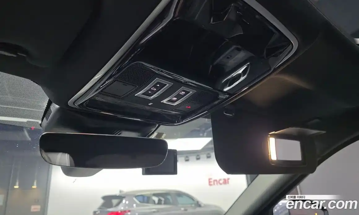 Land Rover Range-Rover Velar 2019 3.0 гидро в Москве № 2058861, фото 30