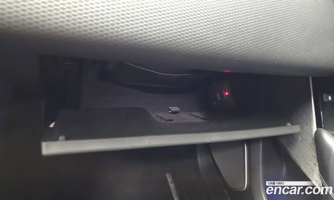 Land Rover Range-Rover Velar 2019 3.0 гидро в Москве № 2058861, фото 31