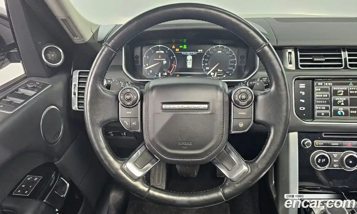 Land Rover Range-Rover 2015 5.0 гидро в Москве № 2058923, фото 13