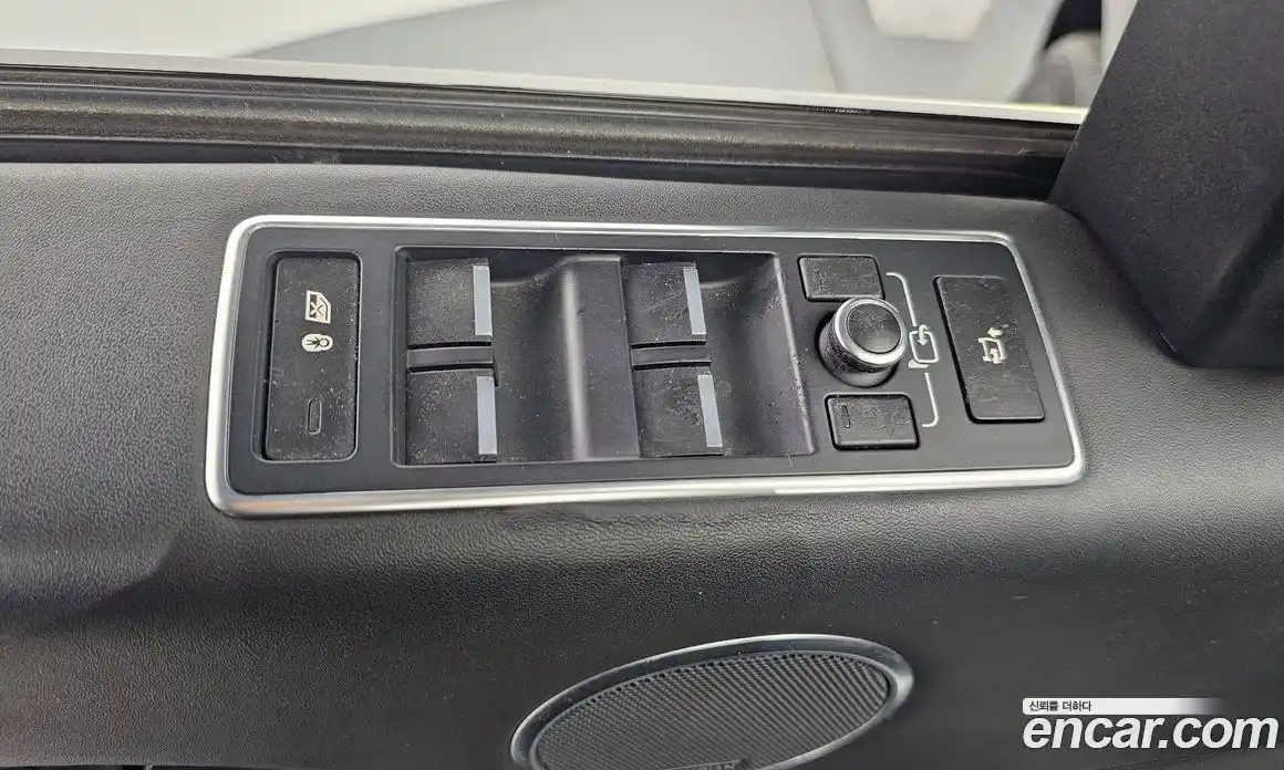 Land Rover Range-Rover 2015 5.0 гидро в Москве № 2058923, фото 14