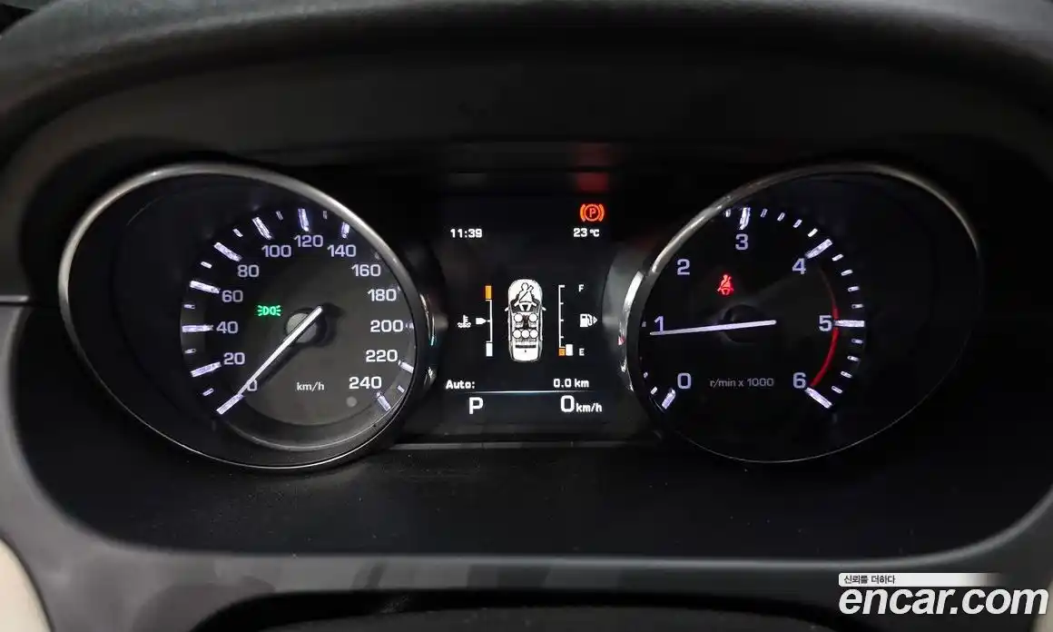 Land Rover Discovery Sport 2015 2.2 гидро в Москве № 2059011, фото 8