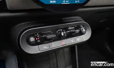 Mini Cooper 2024 2.0 гидро в Москве № 2059189, миниатюра 12