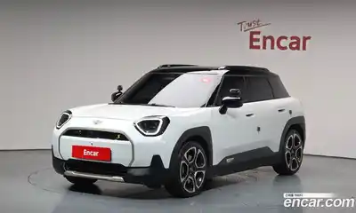 Mini Aceman, 2025