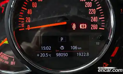 Mini Cooper 2018 1.5 гидро в Москве № 2059573, миниатюра 11
