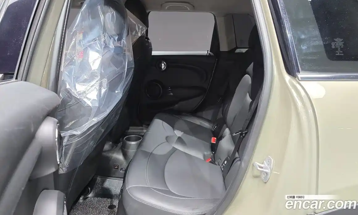Mini Cooper 2018 1.5 гидро в Москве № 2059573, фото 18
