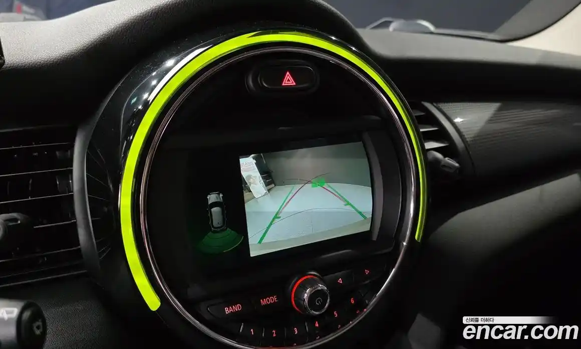 Mini Cooper 2018 1.5 гидро в Москве № 2059573, фото 21