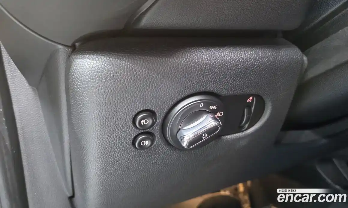 Mini Cooper 2018 1.5 гидро в Москве № 2059573, фото 22