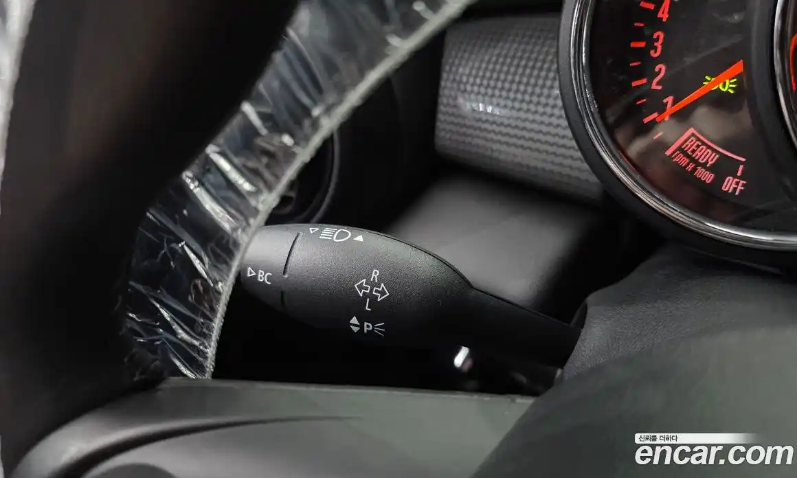 Mini Cooper 2018 1.5 гидро в Москве № 2059573, фото 25