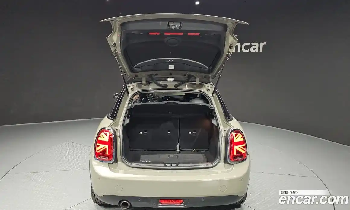 Mini Cooper 2018 1.5 гидро в Москве № 2059573, фото 30