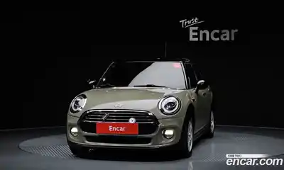 Mini Cooper 2018 1.5 гидро в Москве № 2059573, миниатюра 3