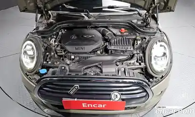 Mini Cooper 2018 1.5 гидро в Москве № 2059573, миниатюра 6