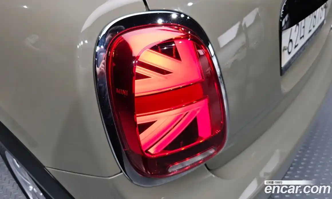 Mini Cooper 2018 1.5 гидро в Москве № 2059573, фото 9