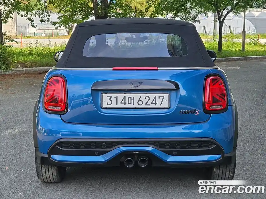 Mini Cooper Convertible 2023 2.0 гидро в Москве № 2059720, фото 4