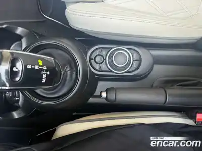 Mini Cooper Convertible 2023 2.0 гидро в Москве № 2059720, миниатюра 9