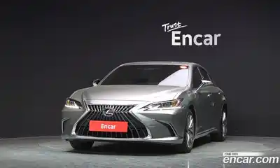 Lexus ES 2024 2.5 гидро в Москве № 2060050, миниатюра 3