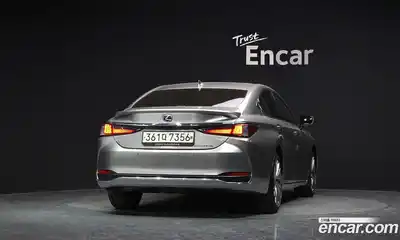 Lexus ES 2024 2.5 гидро в Москве № 2060050, миниатюра 4