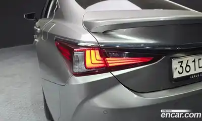 Lexus ES 2024 2.5 гидро в Москве № 2060050, миниатюра 9