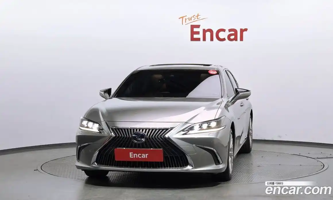 Lexus ES 2020 2.5 гидро в Москве № 2060071, фото 3