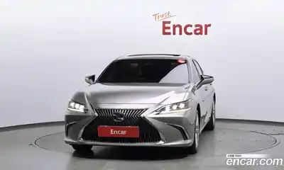 Lexus ES 2020 2.5 гидро в Москве № 2060071, миниатюра 3