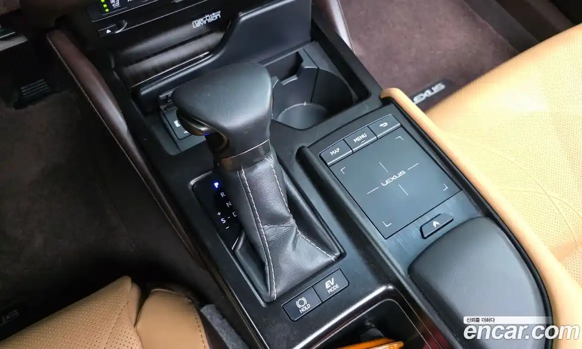 Lexus ES 2020 2.5 гидро в Москве № 2060071, фото 9