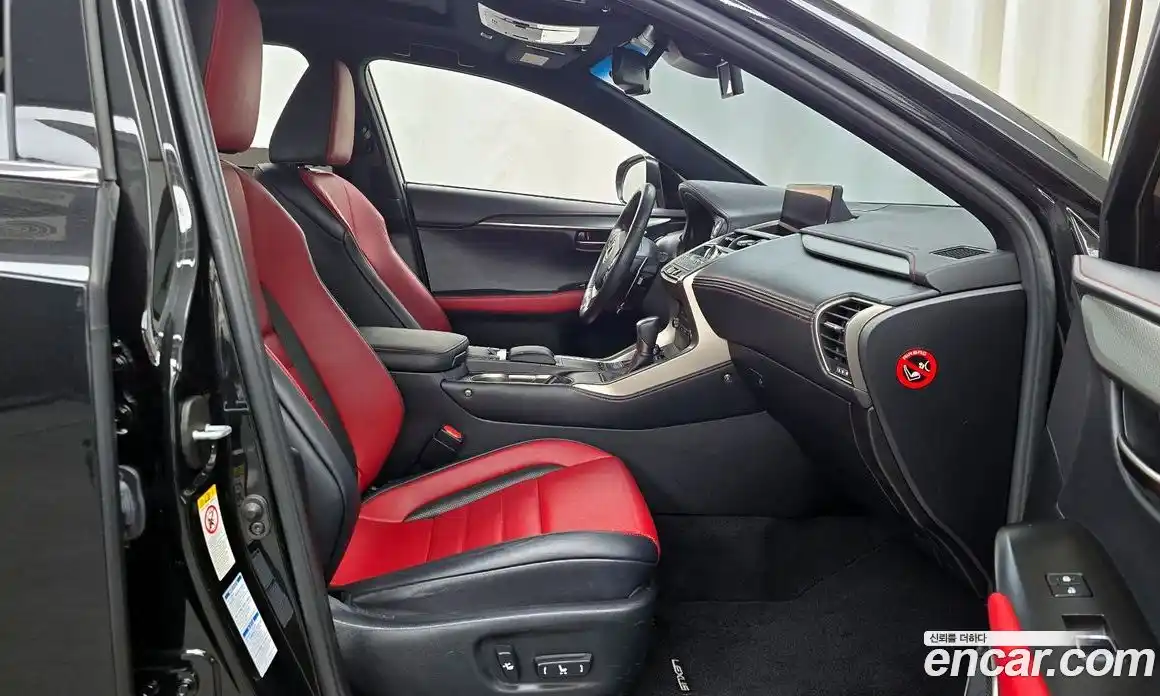 Lexus NX 2018 2.0 гидро в Москве № 2060131, фото 17