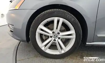 Volkswagen Passat 2013 2.0 гидро в Москве № 2060988, миниатюра 5