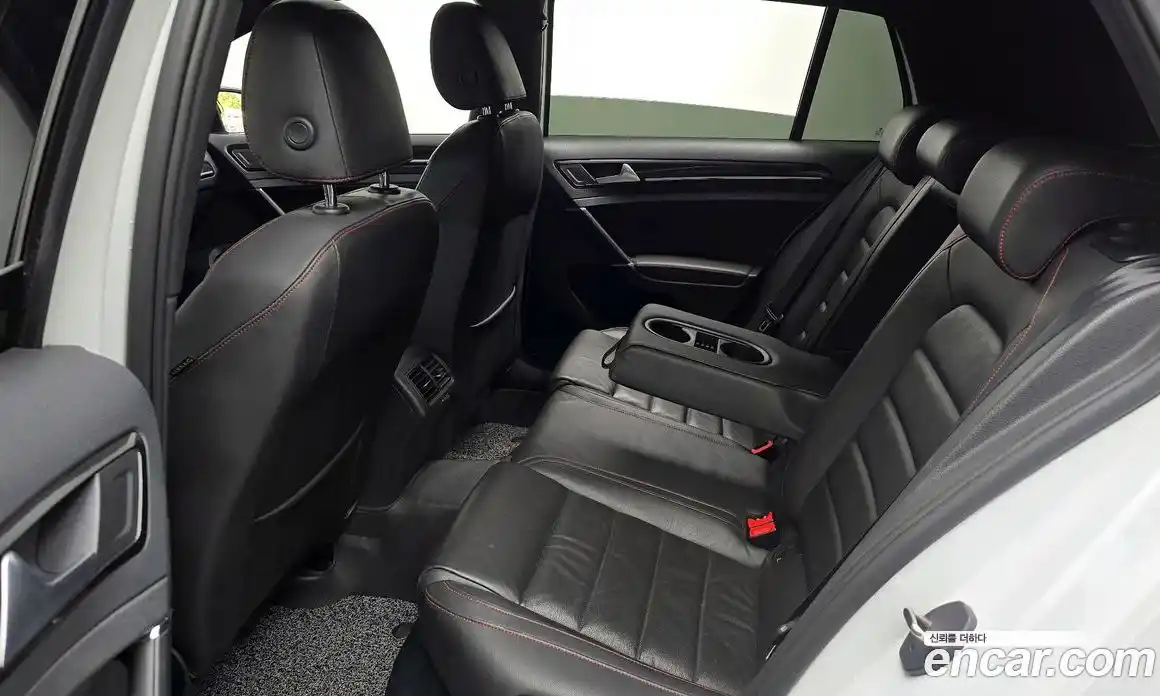 Volkswagen Golf 2016 2.0 гидро в Москве № 2060990, фото 16