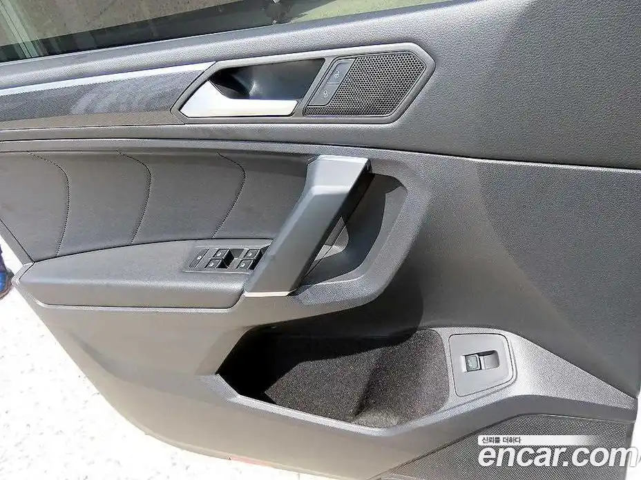Volkswagen Tiguan 2020 2.0 гидро в Москве № 2061046, фото 12