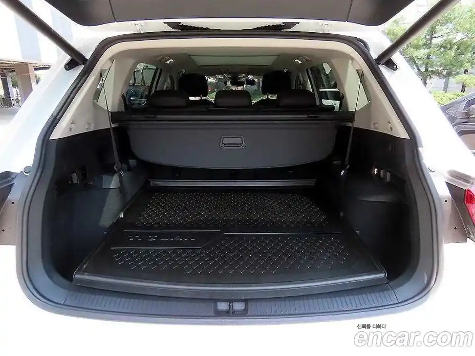 Volkswagen Tiguan 2020 2.0 гидро в Москве № 2061046, фото 17
