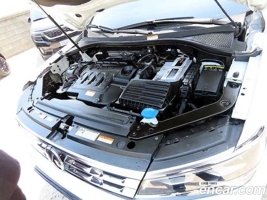 Volkswagen Tiguan 2020 2.0 гидро в Москве № 2061046, фото 19