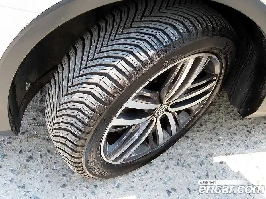 Volkswagen Tiguan 2020 2.0 гидро в Москве № 2061046, фото 20