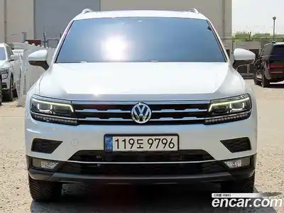 Volkswagen Tiguan 2020 2.0 гидро в Москве № 2061046, миниатюра 2
