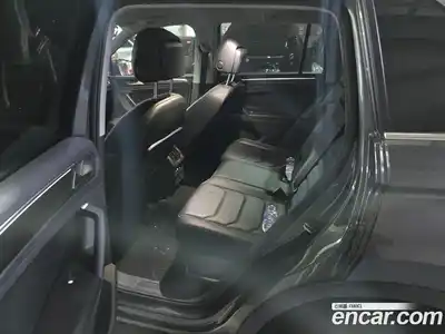 Volkswagen Tiguan 2020 2.0 гидро в Москве № 2061063, миниатюра 12