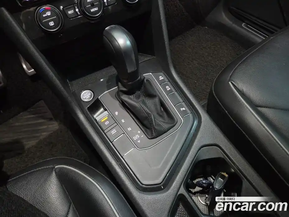 Volkswagen Tiguan 2020 2.0 гидро в Москве № 2061063, фото 9