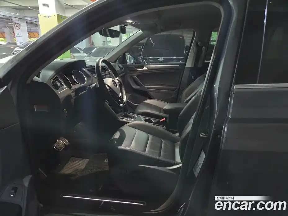 Volkswagen Tiguan 2020 2.0 гидро в Москве № 2061063, фото 10