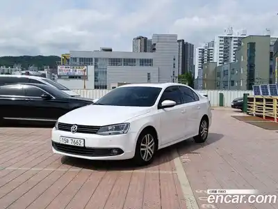 Volkswagen Jetta, 2011