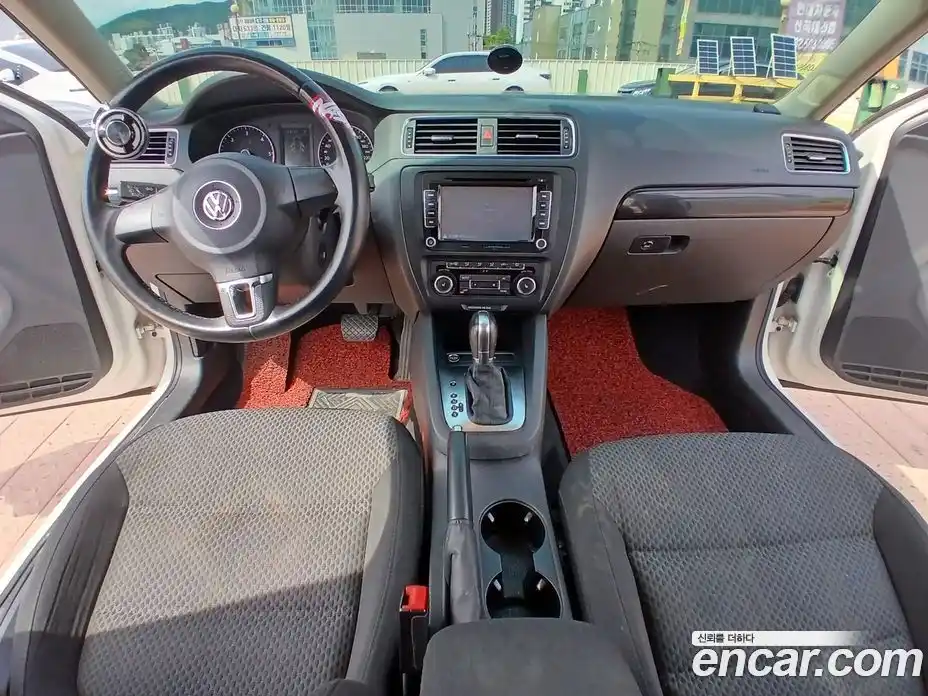 Volkswagen Jetta 2011 2.0 гидро в Москве № 2061177, фото 9