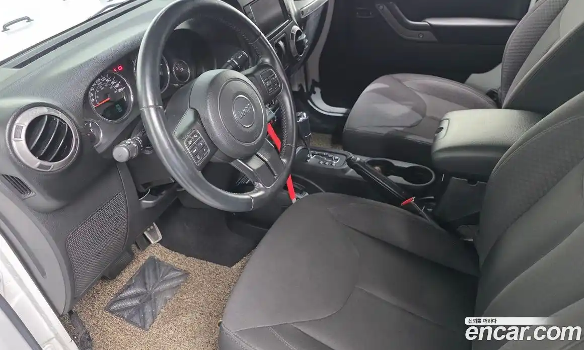 Jeep Wrangler 2013 3.6 гидро в Москве № 2061540, фото 7