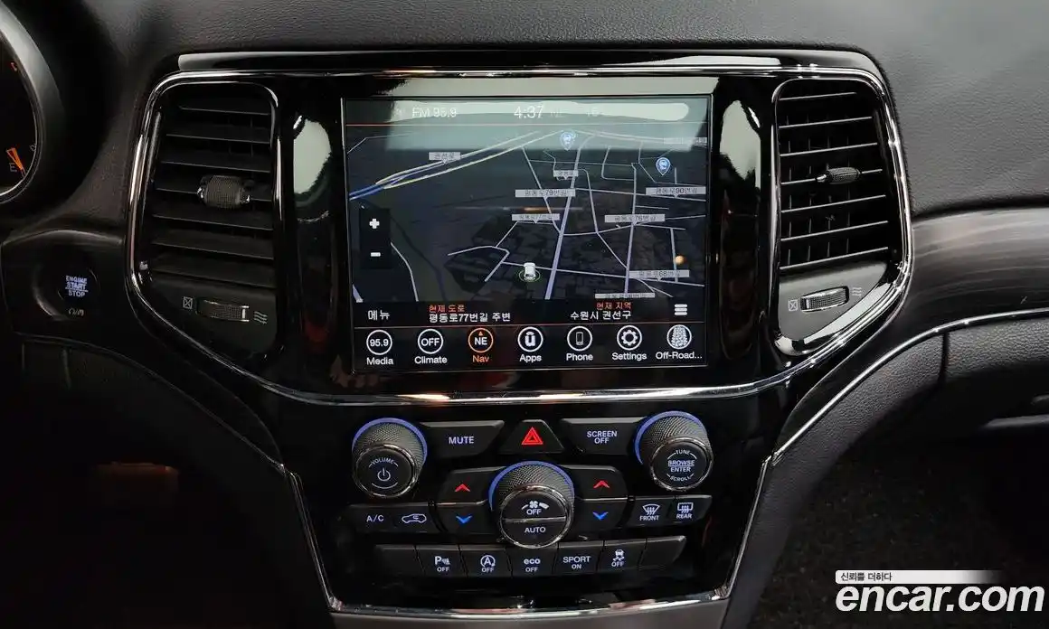 Jeep Cherokee 2019 3.0 гидро в Москве № 2061608, фото 13
