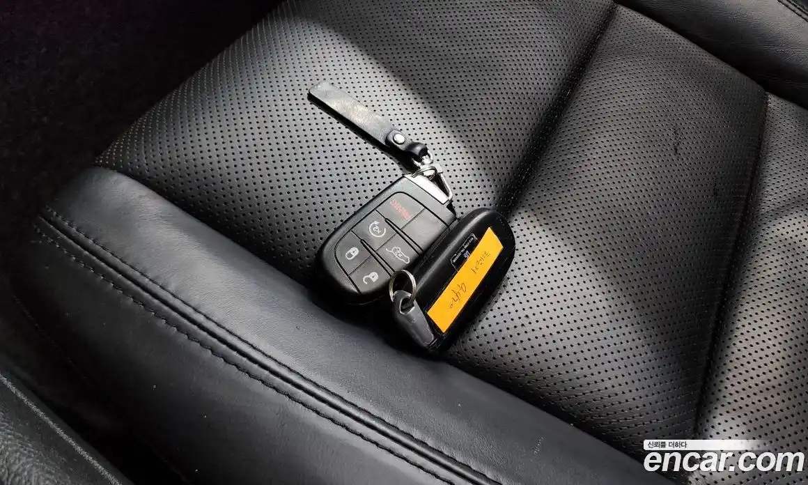 Jeep Cherokee 2019 3.0 гидро в Москве № 2061608, фото 16