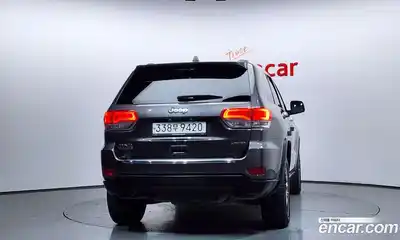 Jeep Cherokee 2019 3.0 гидро в Москве № 2061608, миниатюра 4