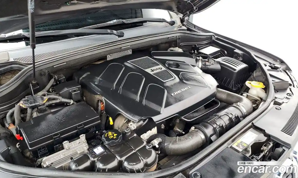 Jeep Cherokee 2019 3.0 гидро в Москве № 2061608, фото 6