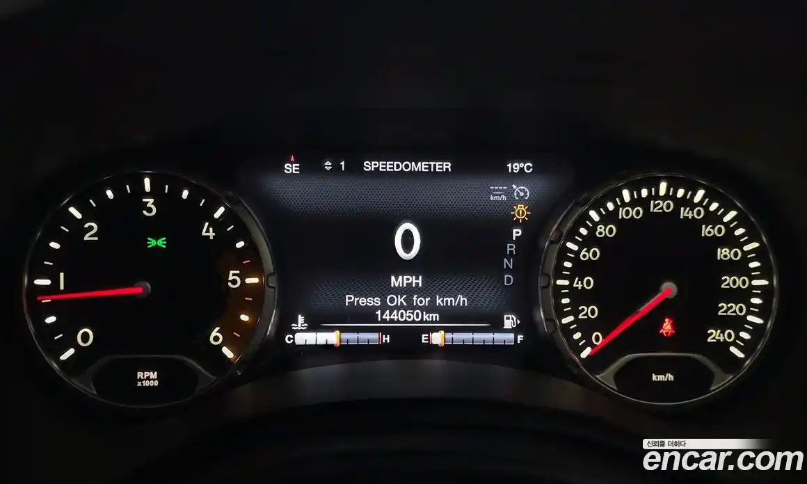 Jeep Renegade 2016 2.0 гидро в Москве № 2061682, фото 8