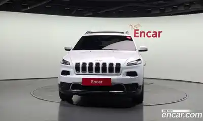 Jeep Cherokee 2016 2.2 гидро в Москве № 2061737, миниатюра 3