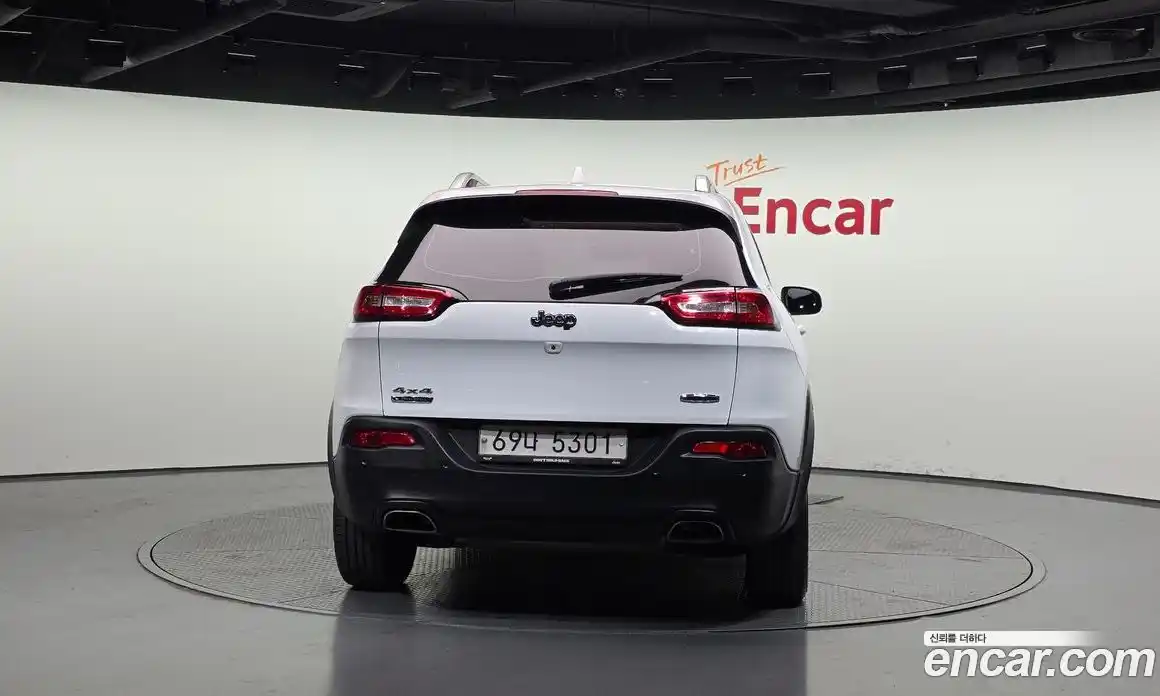 Jeep Cherokee 2016 2.2 гидро в Москве № 2061737, фото 4