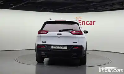 Jeep Cherokee 2016 2.2 гидро в Москве № 2061737, миниатюра 4