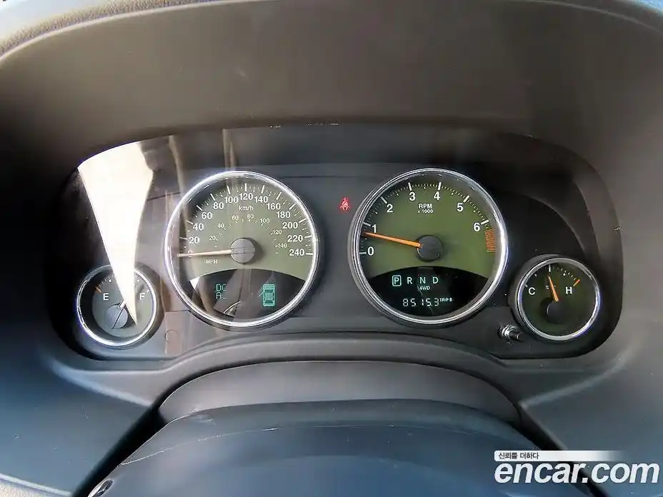 Jeep Compass 2011 2.4 гидро в Москве № 2061812, фото 9