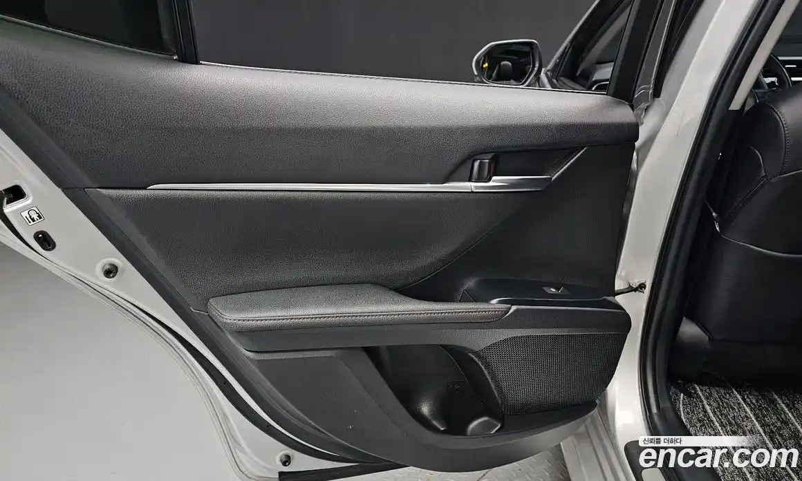 Toyota Camry 2018 2.5 гидро в Москве № 2062013, фото 14