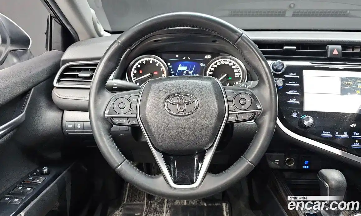 Toyota Camry 2018 2.5 гидро в Москве № 2062013, фото 18