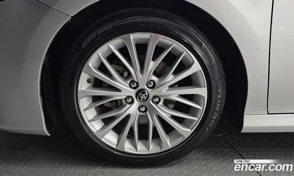 Toyota Camry 2018 2.5 гидро в Москве № 2062013, фото 4